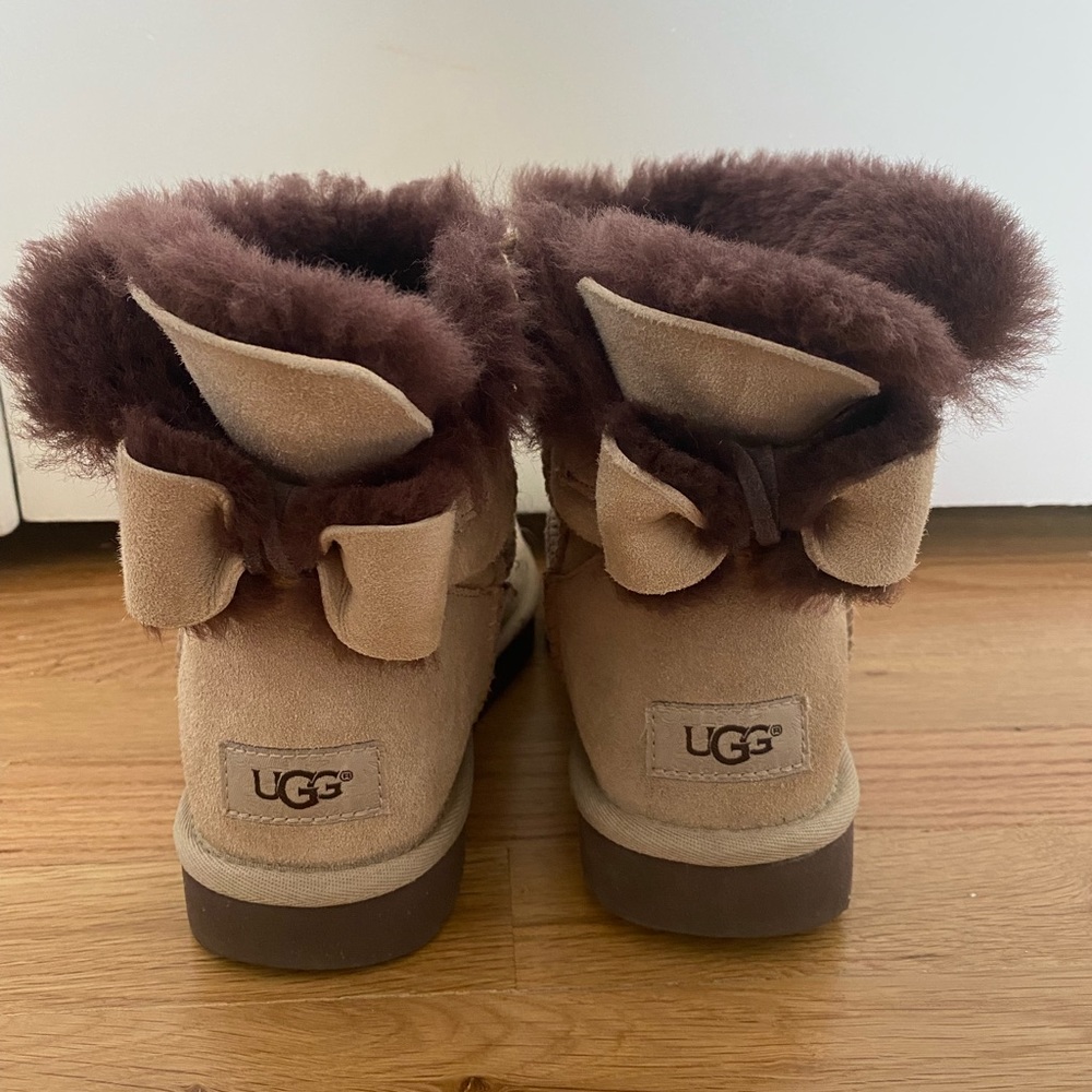 UGG Boots with Bows!